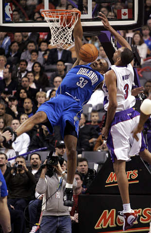 热火碾压猛龙,乔治·希尔爆发神勇的简单介绍 热火碾压猛龙,乔治·希尔爆发神勇的简单介绍