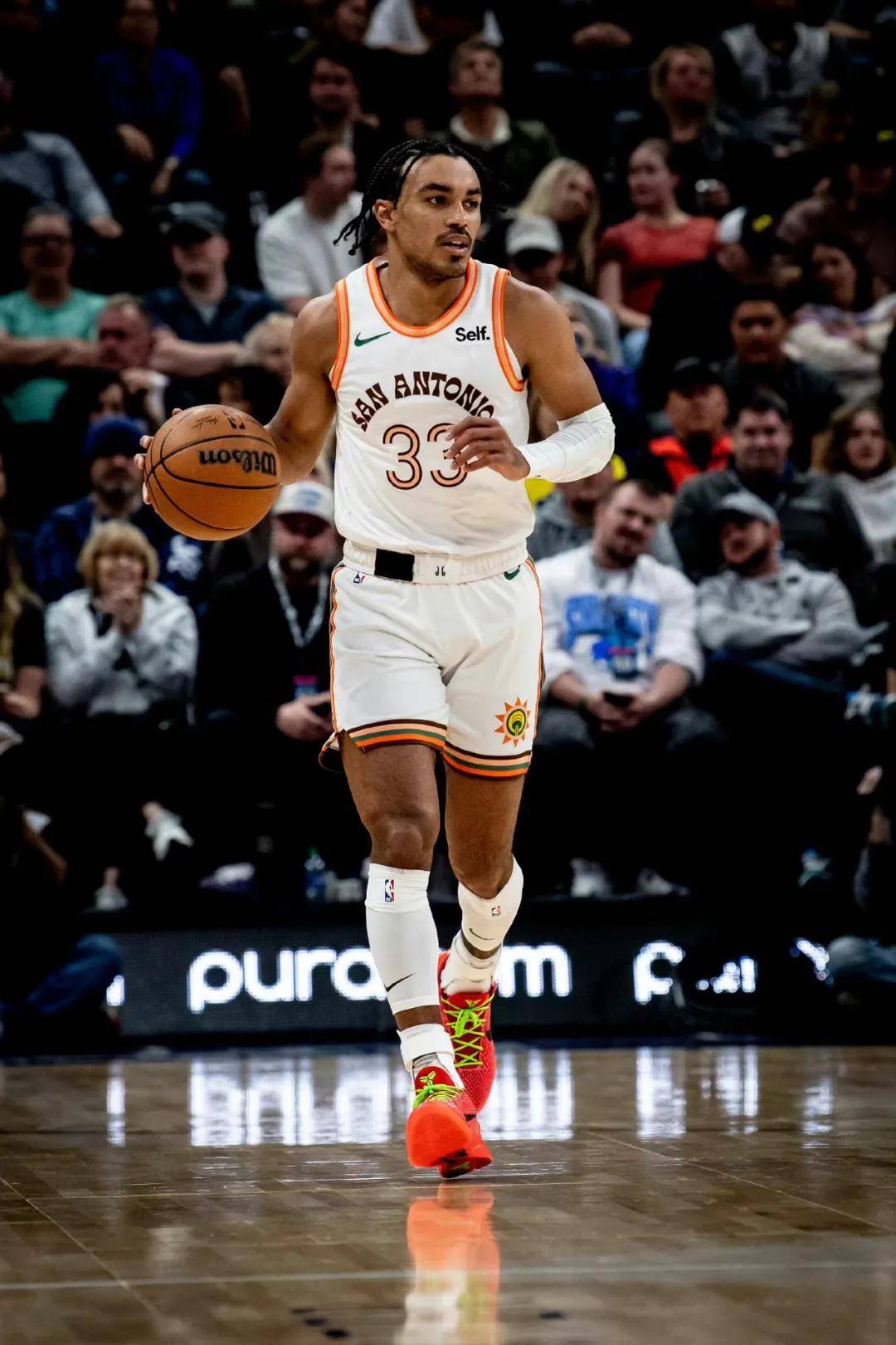 米兰登录入口-马刺险胜中国男篮,巴图姆制霸全场