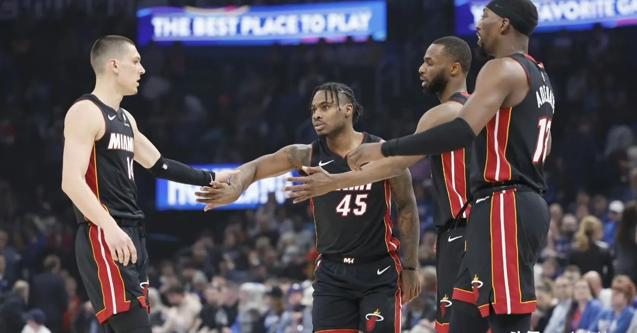 热火B队险胜美国男篮,米切尔统治全场 热火B队险胜美国男篮,米切尔统治全场