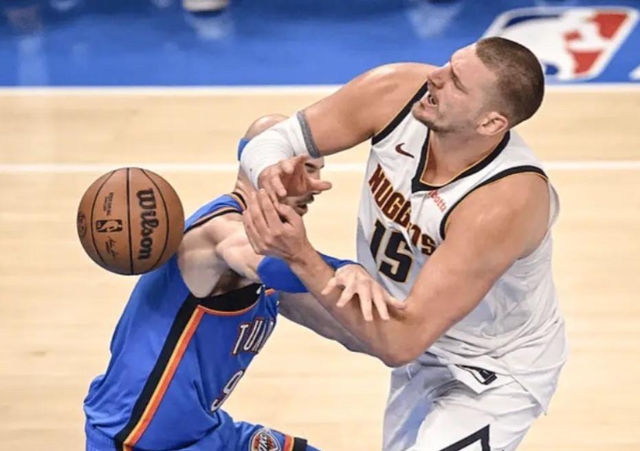 关于阿根廷男篮险胜猛龙，约基奇统治全场的信息