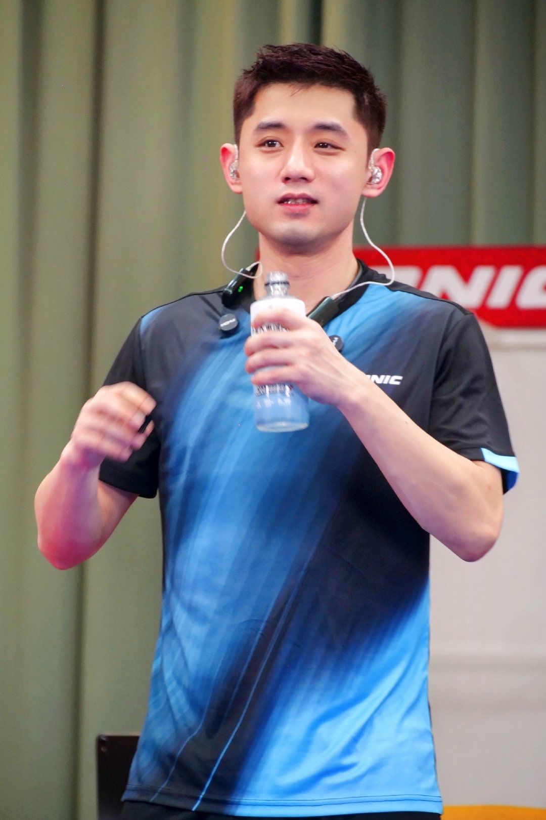 ac米兰-日本队轻取中国队，张继科状态火热的简单介绍