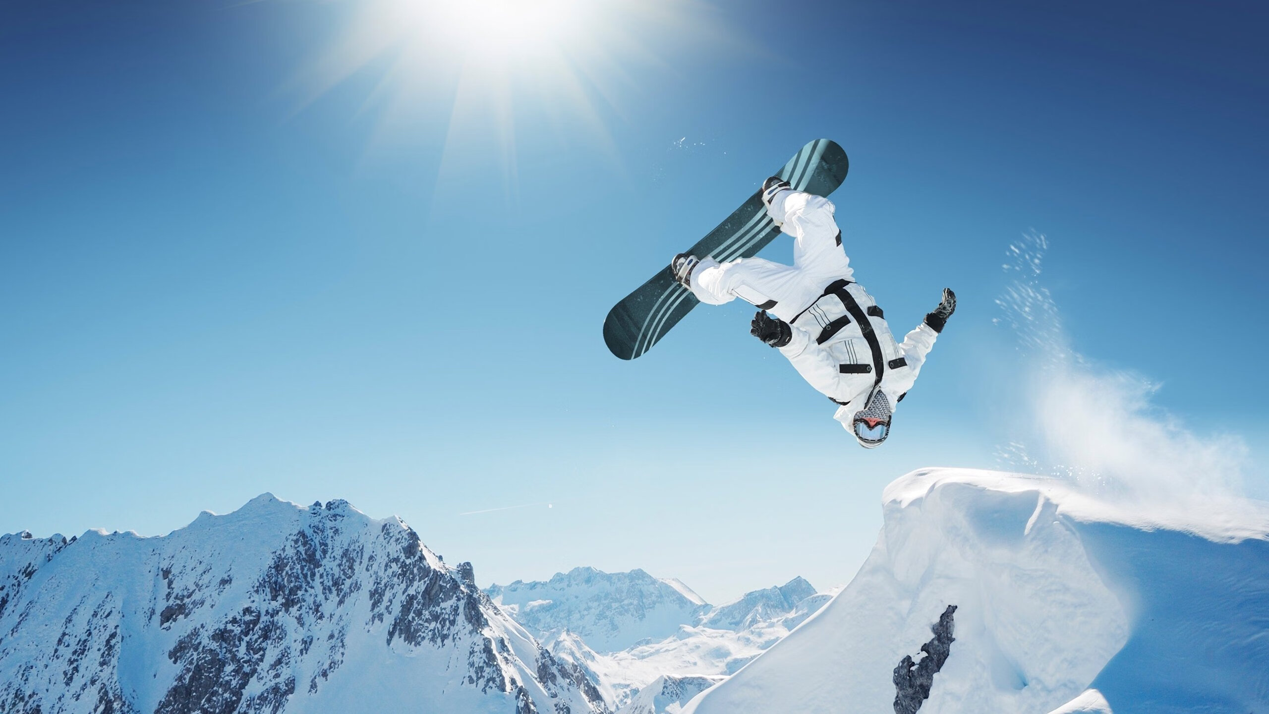 逆转之夜，范弗利特的制胜一击与勇士的坚韧重生