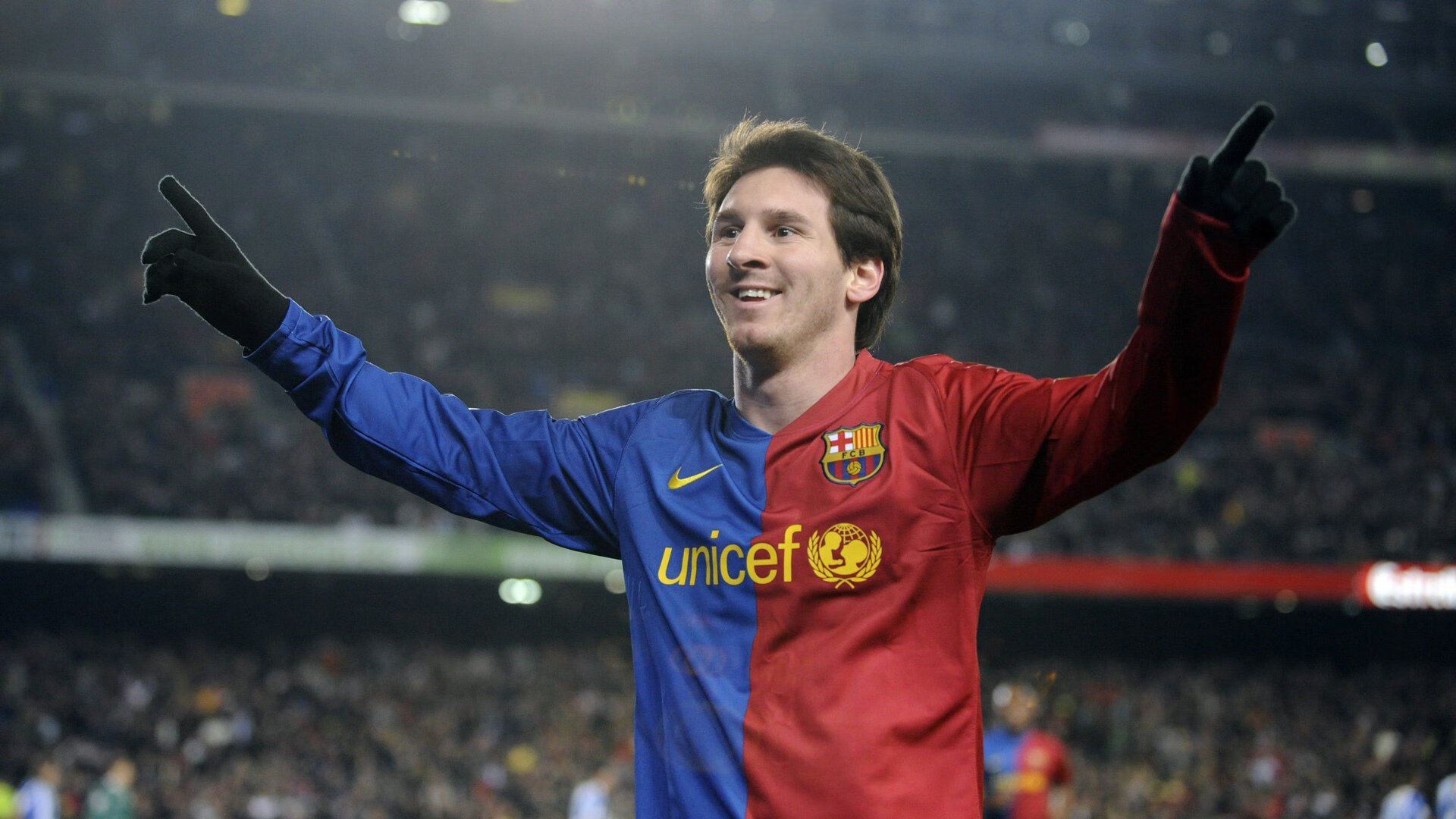 乌鲁木齐的寒夜,被一头斗牛犬撕裂,霍勒迪的唯一性,比冠军更锋利